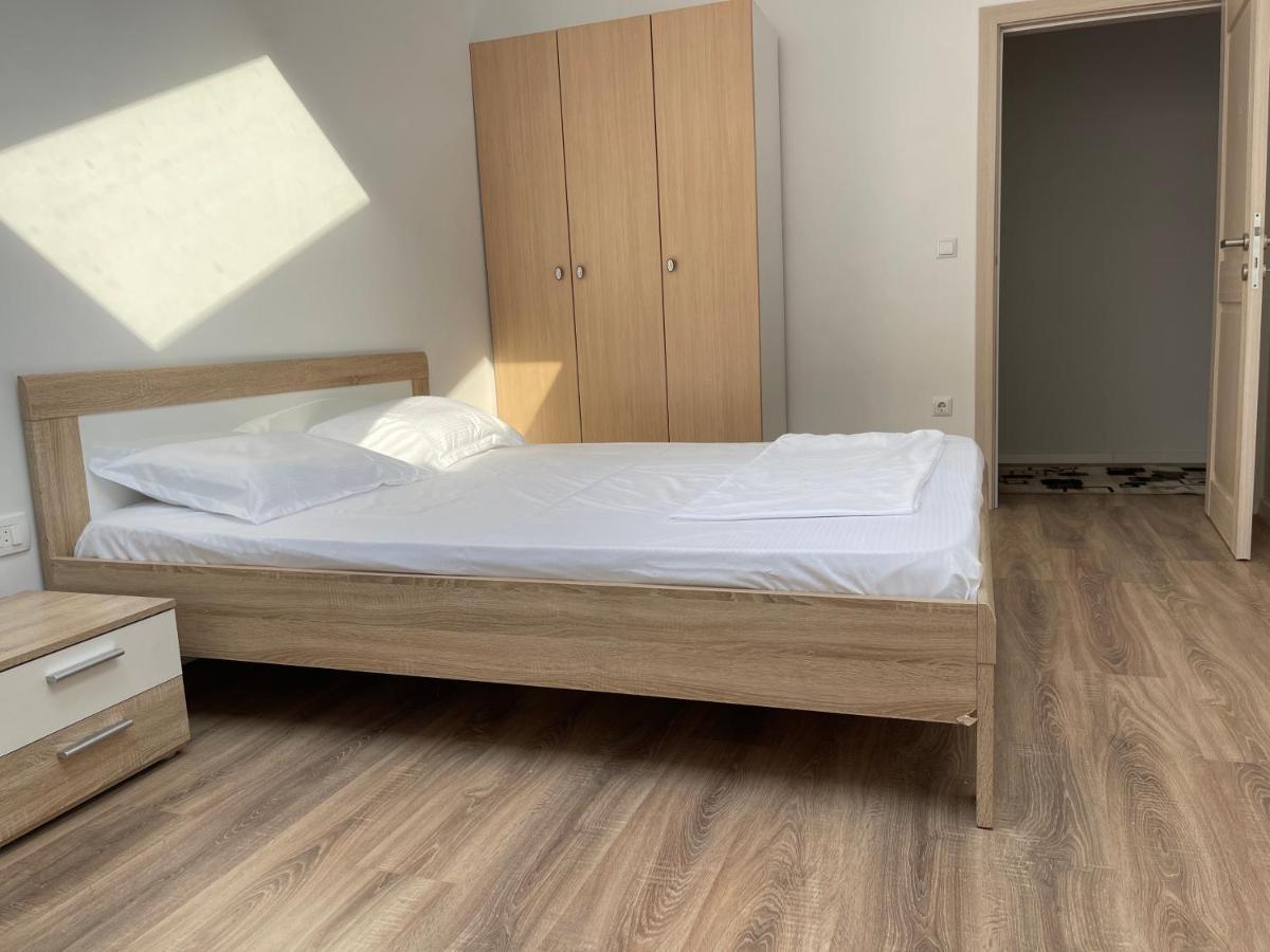 Pristina Select Apartments Esterno foto