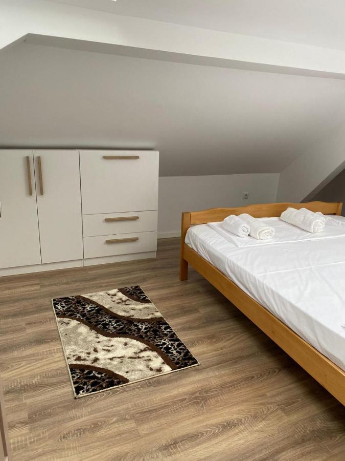 Pristina Select Apartments Esterno foto
