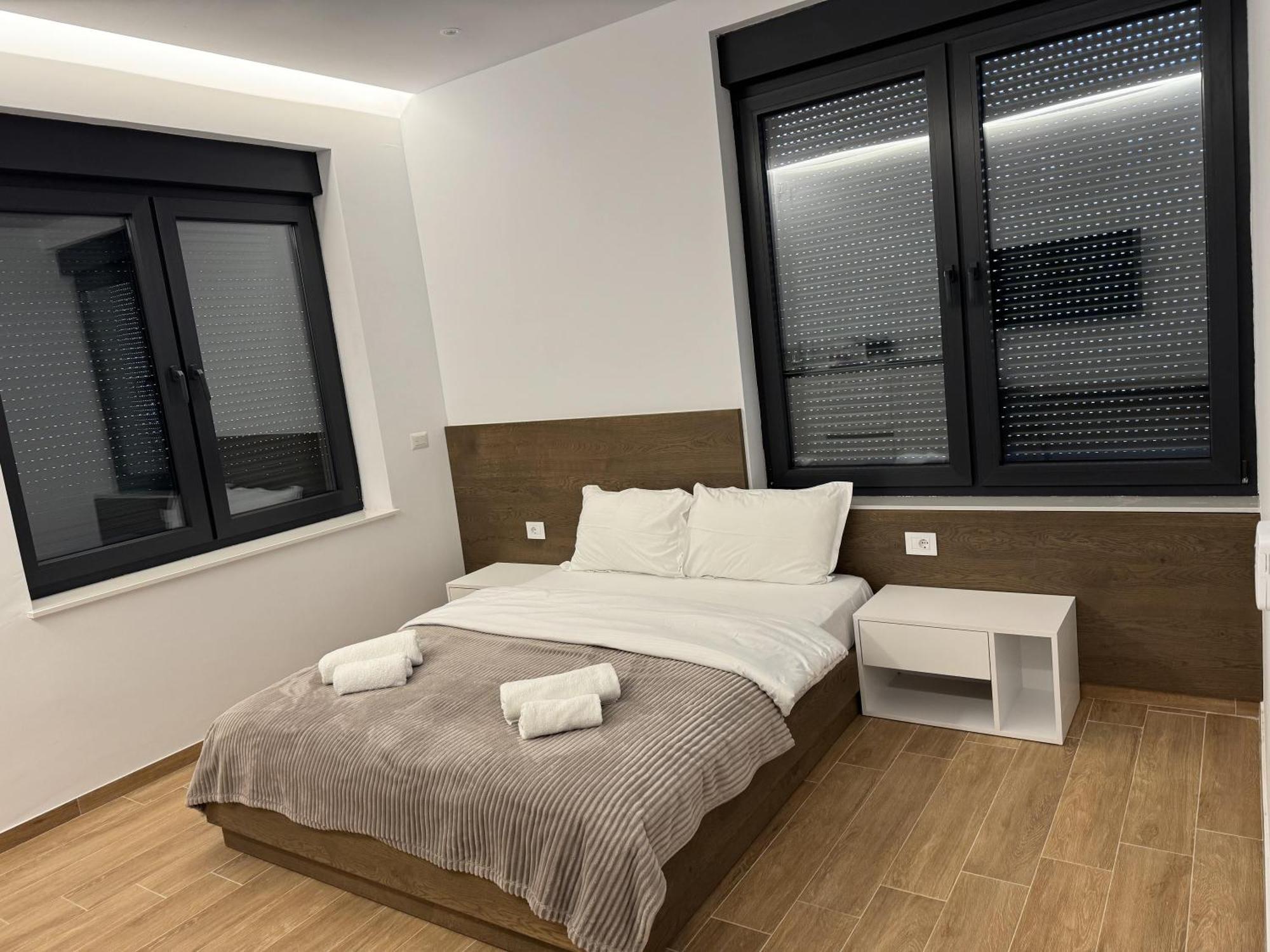Pristina Select Apartments Esterno foto